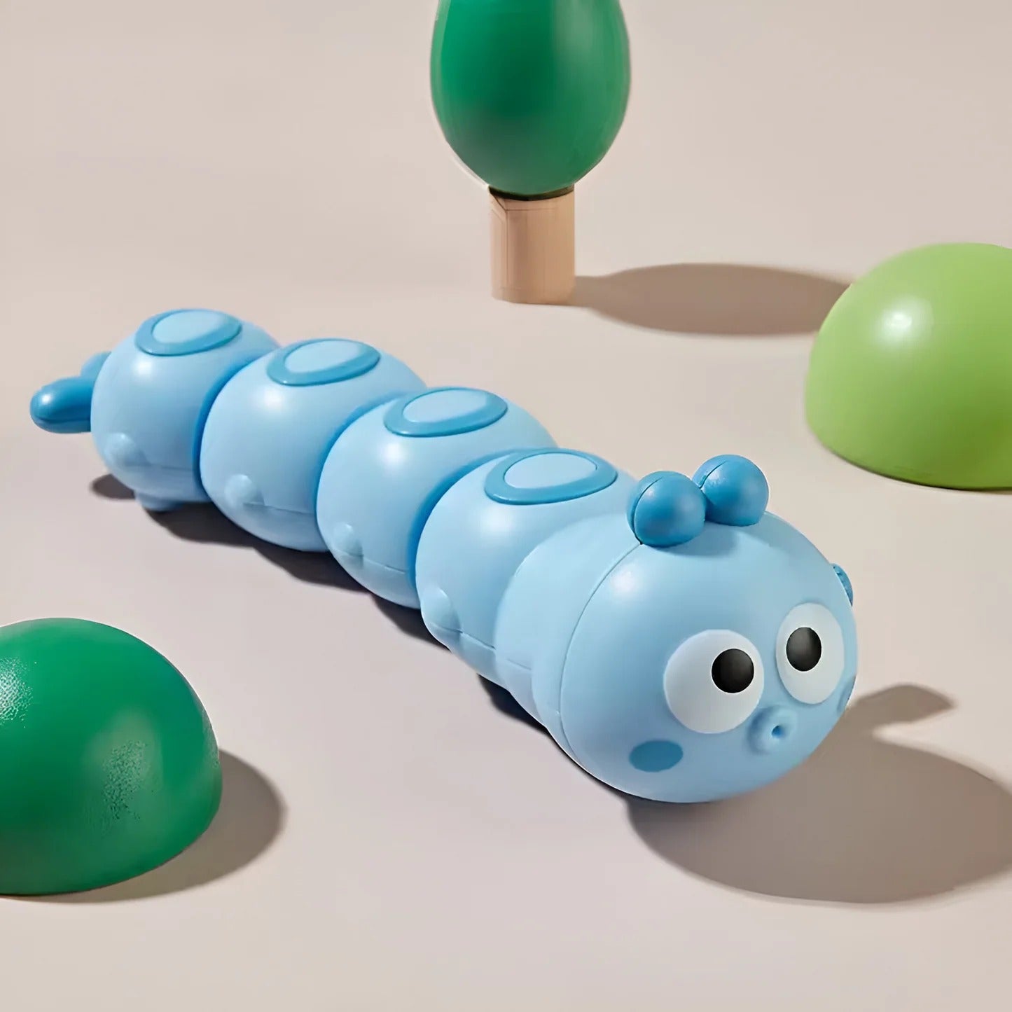 Wiggle Worm – Funny pull-along toy