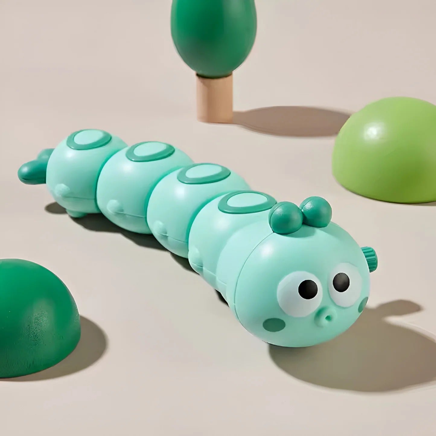 Wiggle Worm – Funny pull-along toy