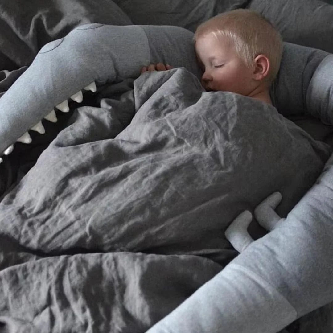 SafeNest – Ergonomic baby safety cushion and nursing ring
